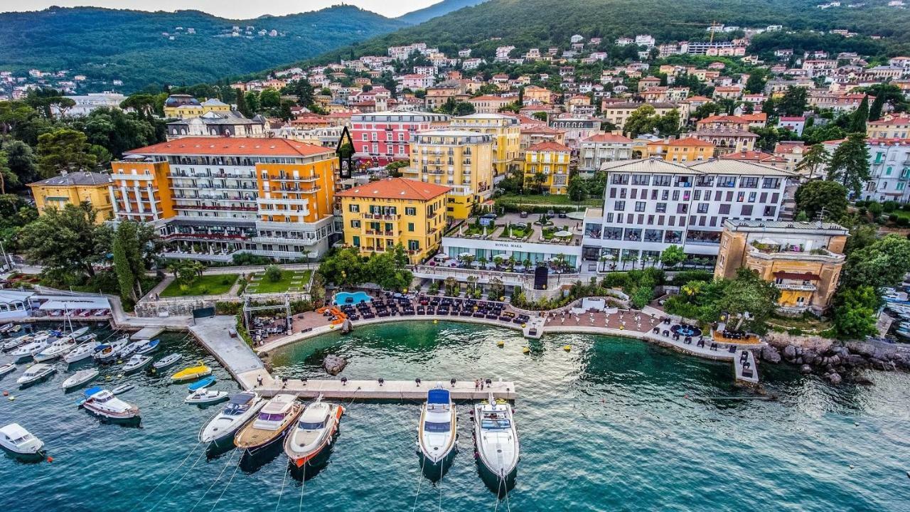 Retro Opatija Center Apartments المظهر الخارجي الصورة